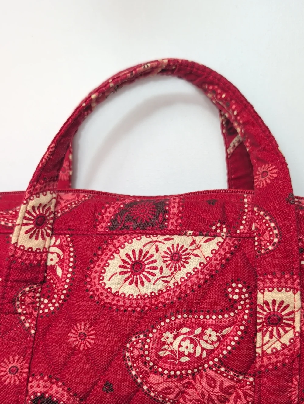 Vera Bradley charming practical